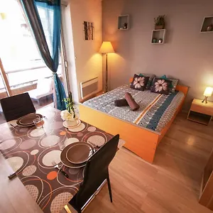 Léman Holidays - Hyper Centre Hotel Thonon-les-Bains